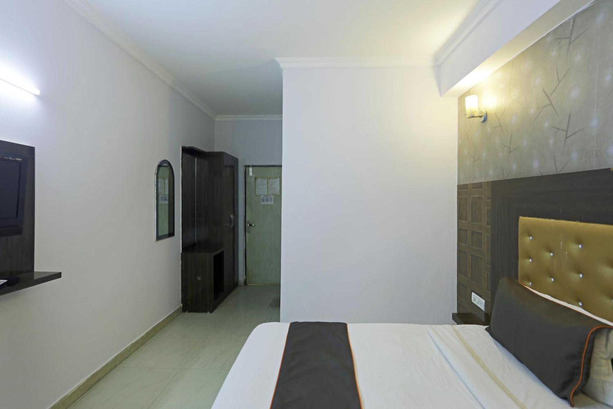 Hotel Samara Near Igi Airport Delhi Neu-Delhi Exterior foto